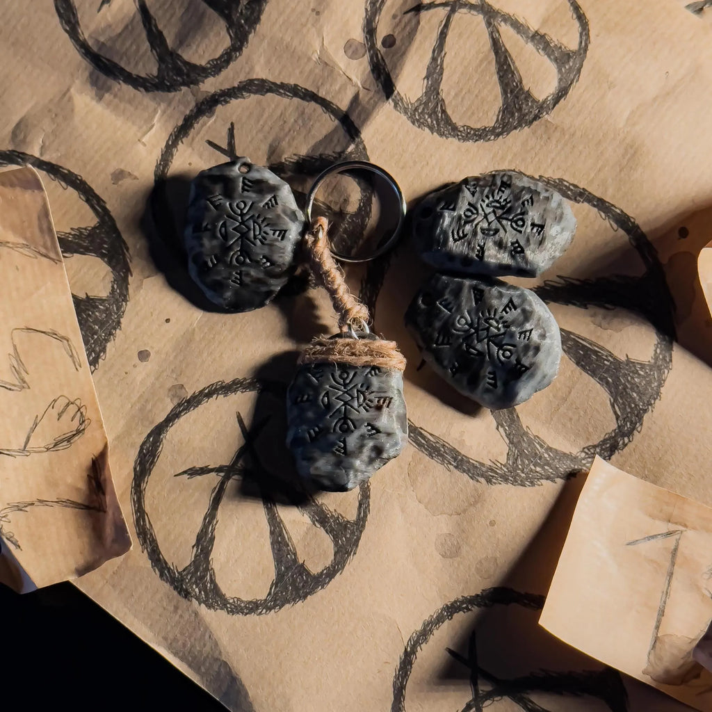 Talisman série FROM – Vegvísir Porte-Clés